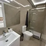 11 Beautiful Esmeralda, A/c, Wifi 阿德耶