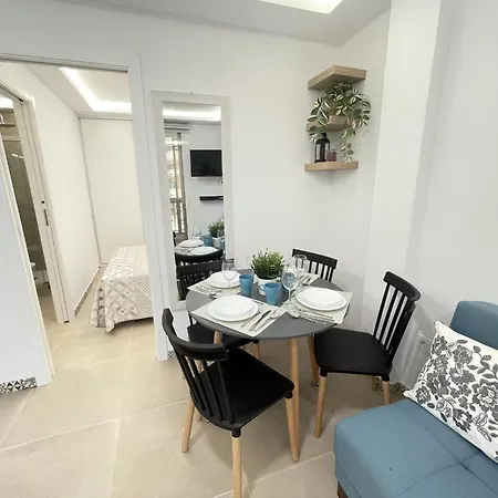 11 Beautiful Esmeralda, A/c, Wifi Апартаменты *